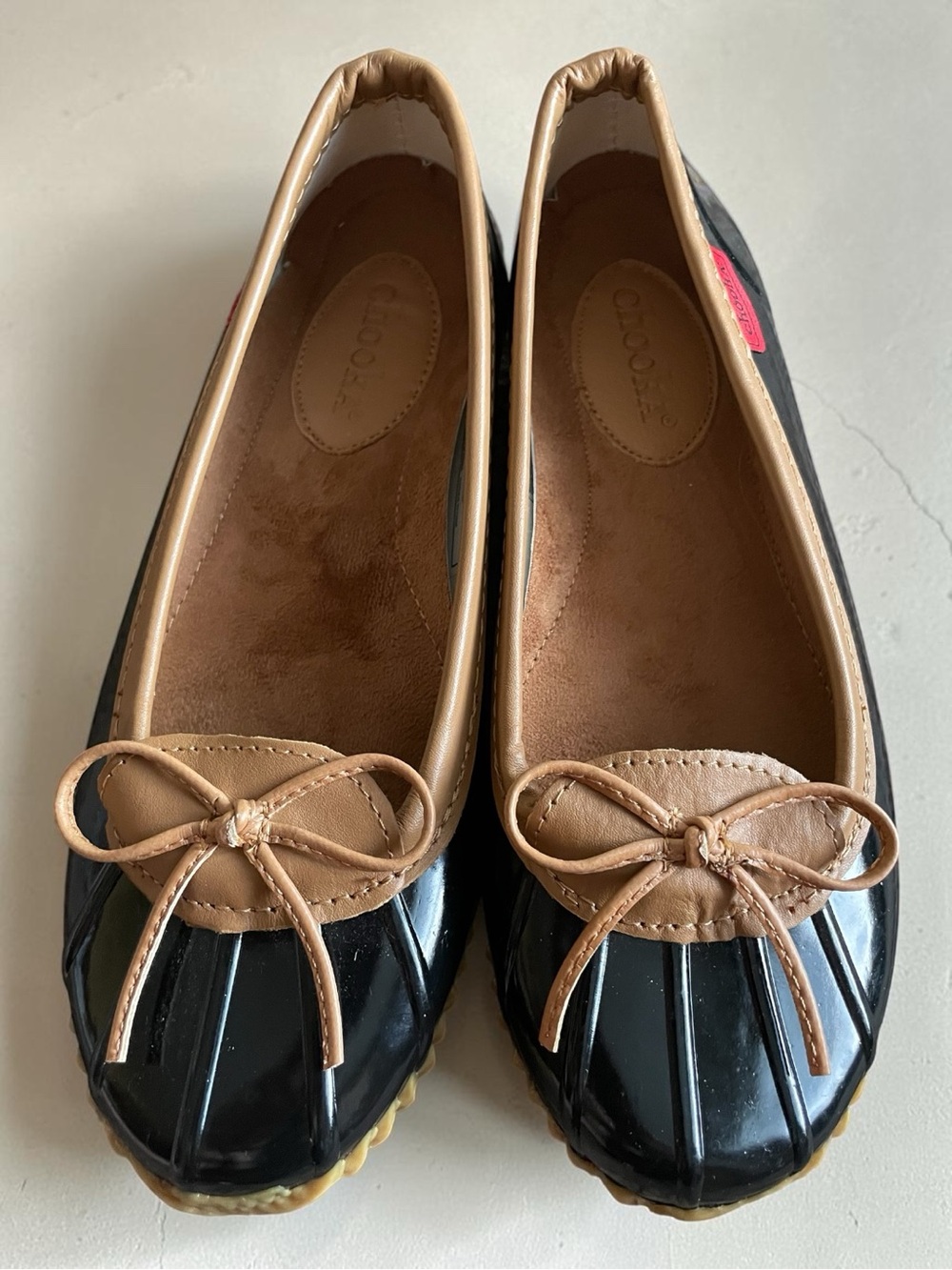 Chooka Duck Skimmer Black Patent Flats with Tan Trim Women’s Size 7 Like New